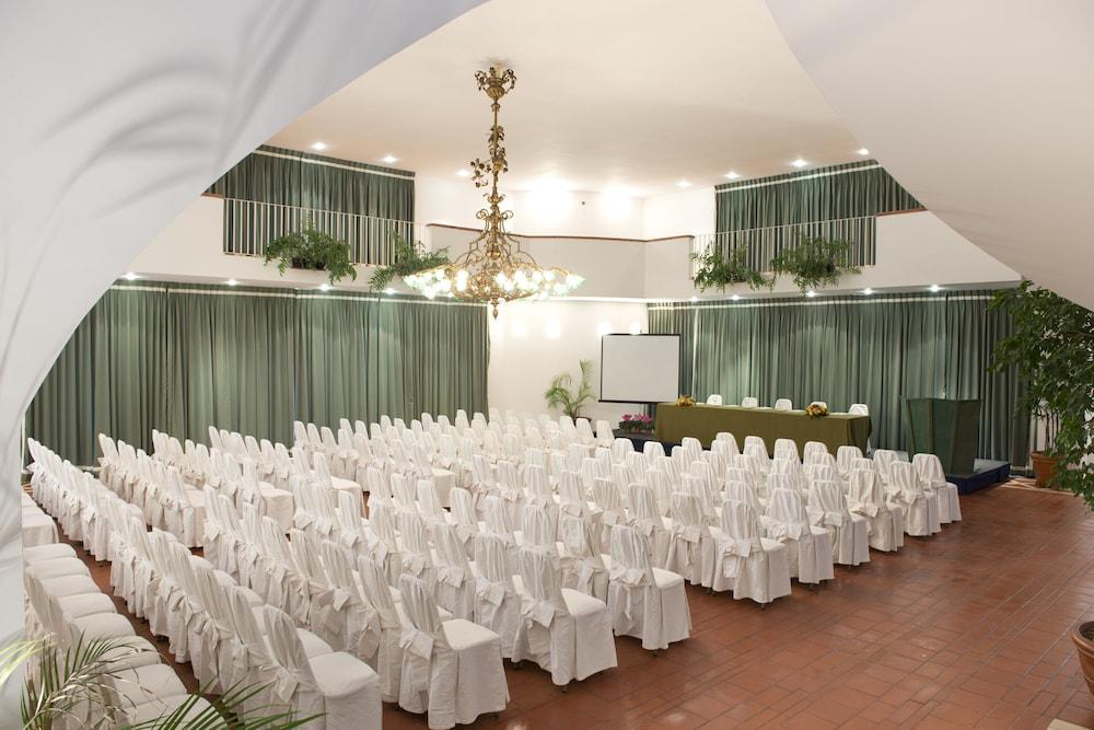 Ostuni A Mare Hotell Eksteriør bilde